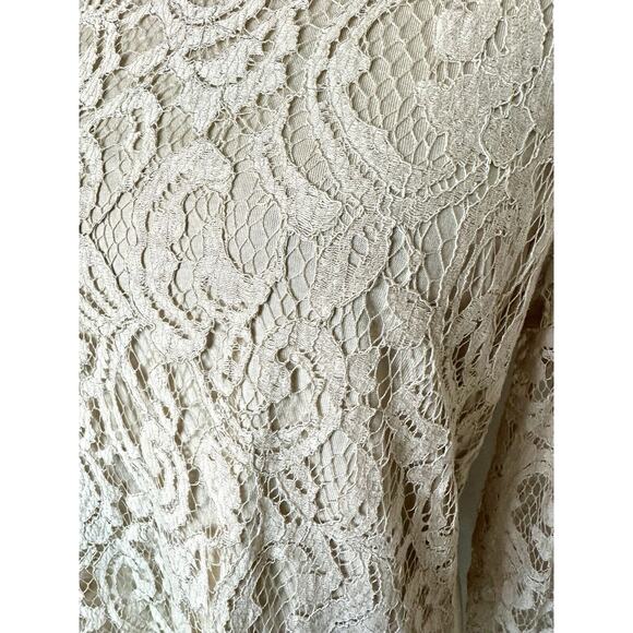 Chico's Sz 1 Misses Sz 8 Beige Long Sl. Tee w/Gold Stitched Lace Front & Sleeves - Picture 3 of 5